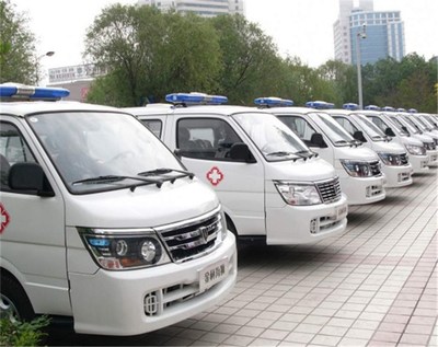 救護車急救出租 生命通道上的新型租賃服務